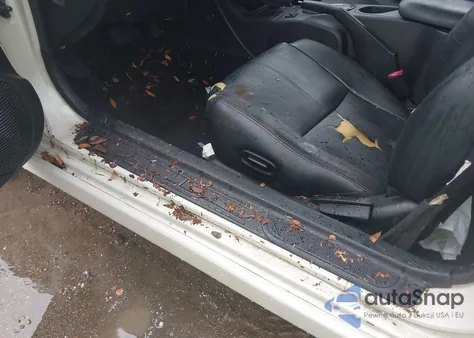 2001 Mitsubishi Eclipse Spyder Gt z USA, uszkodzony, nr VIN 4A3AE85H11E179184